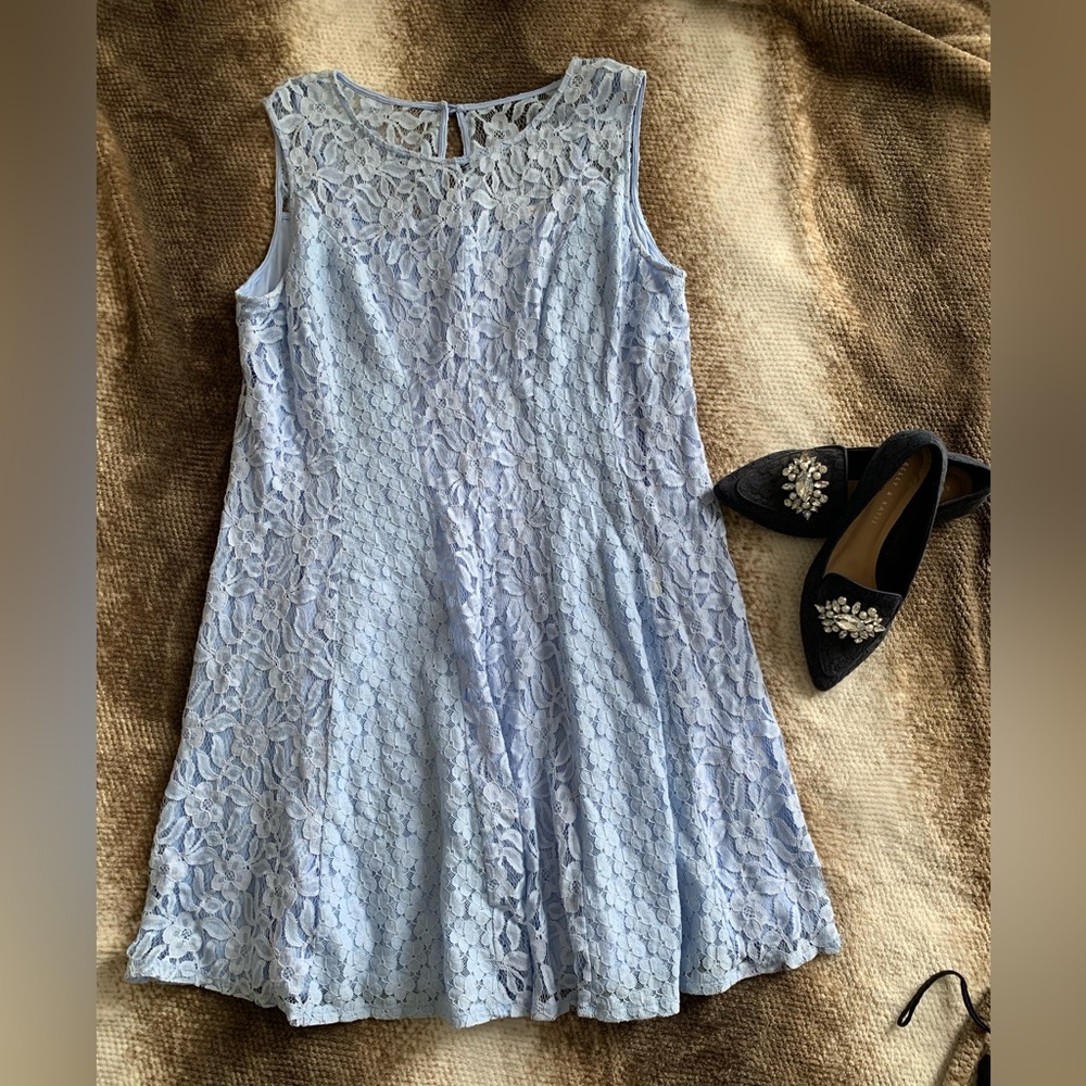 💙👗 Gorgeous Sandra Darren Light Blue Lace Fit and Flare 👗💙